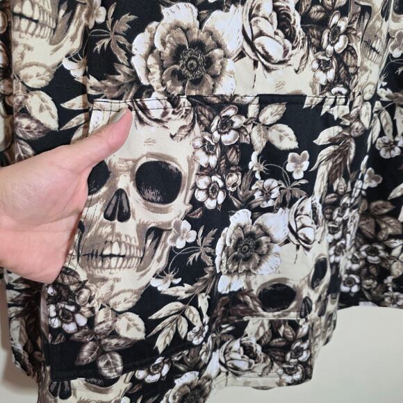 LuLaRoe Amber skull floral print hooded sweatshirt womans size 2XL plus pullover - Picture 5 of 10